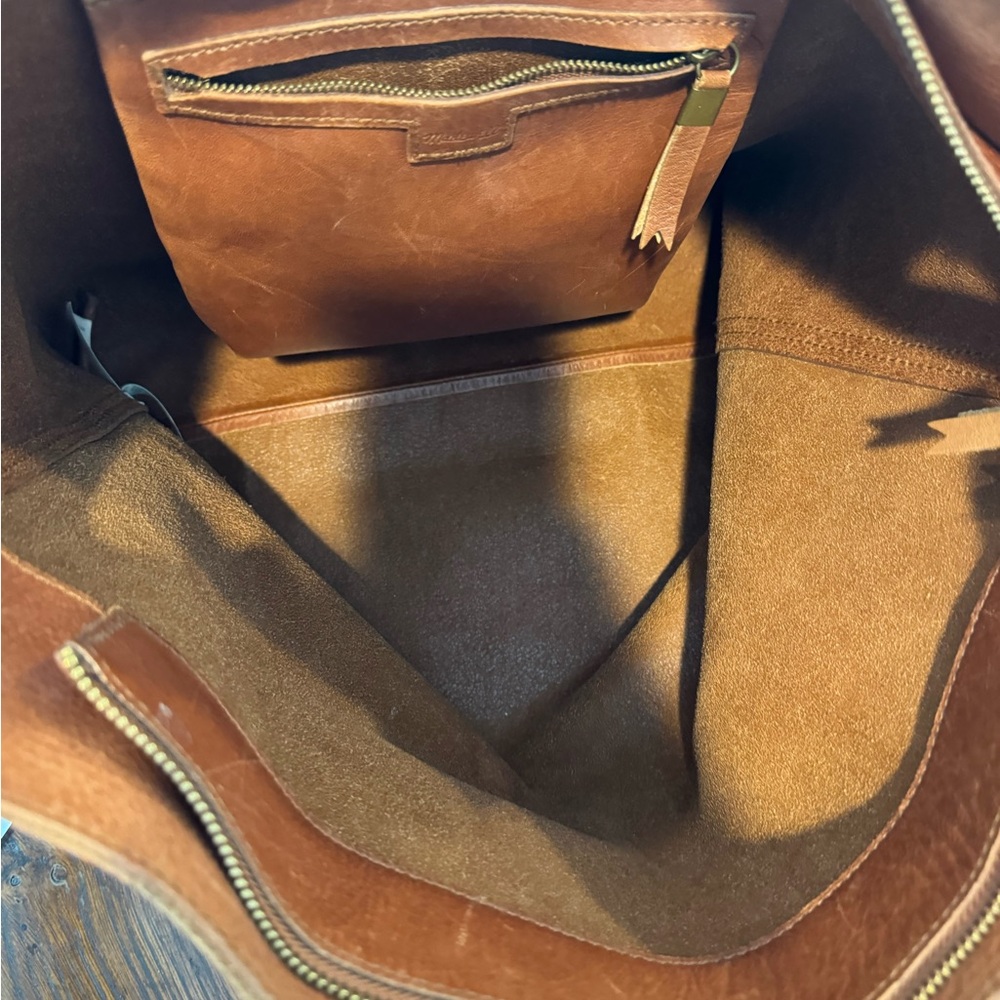 Madewell Transport Tote Bag - Picture 5 of 9